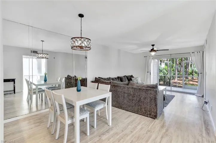 1965  Courtyard  WAY, Naples, FL 34112