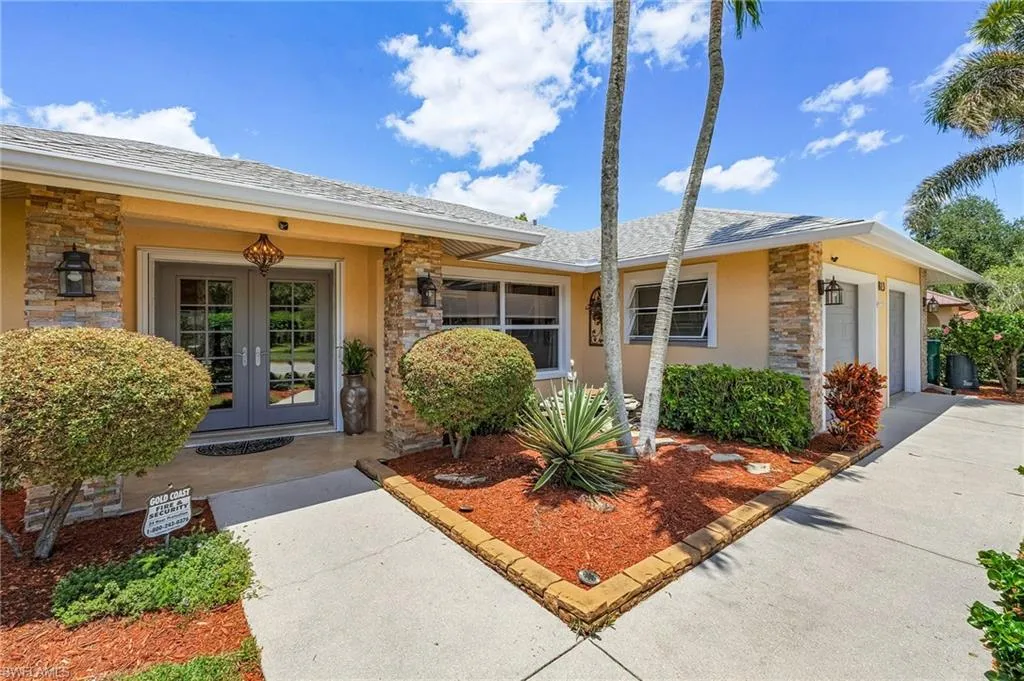 813 Saint Andrews BLVD, Naples, FL 34113,225045819