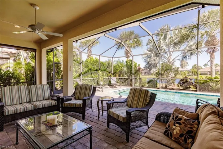 Expansive Lanai area with a good view of Lake and Pool/Spa.