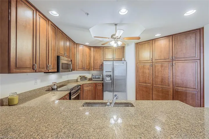 5781  Cape Harbour  DR, Cape Coral, FL 33914