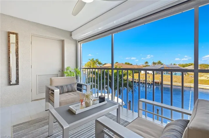 Screened Porch/Canal View