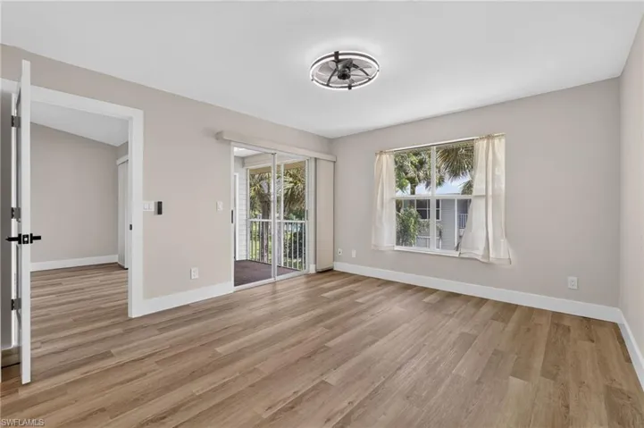 1915 Courtyard Way 202, Naples, Florida 34112