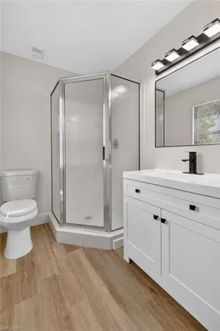 1915 Courtyard Way 202, Naples, Florida 34112
