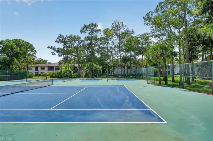 1915 Courtyard Way 202, Naples, Florida 34112