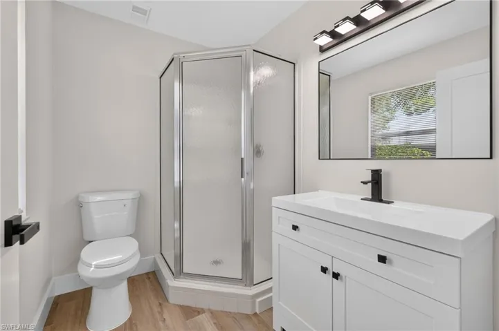 1915 Courtyard Way 202, Naples, Florida 34112