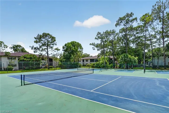 1915 Courtyard Way 202, Naples, Florida 34112