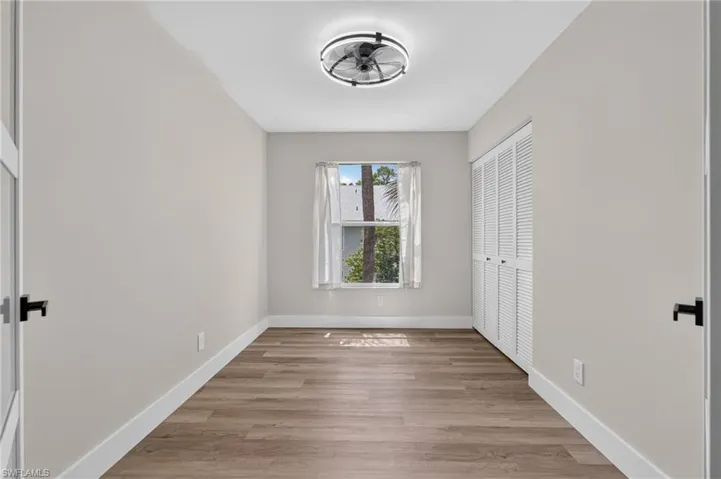 1915 Courtyard Way 202, Naples, Florida 34112