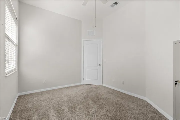 Den/3rd room