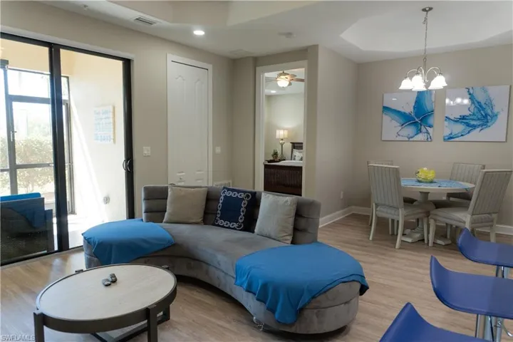 1808  William Reggie  RD, Cape Coral, FL 33914