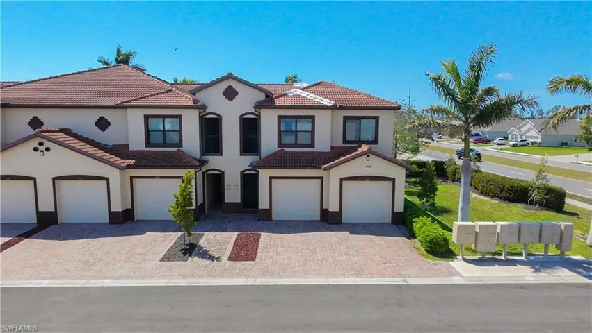 1808  William Reggie  RD, Cape Coral, FL 33914