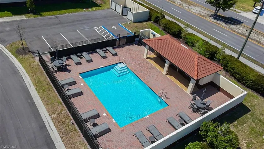 1808  William Reggie  RD, Cape Coral, FL 33914