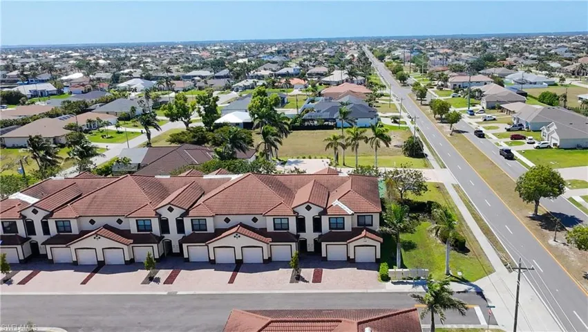 1808  William Reggie  RD, Cape Coral, FL 33914