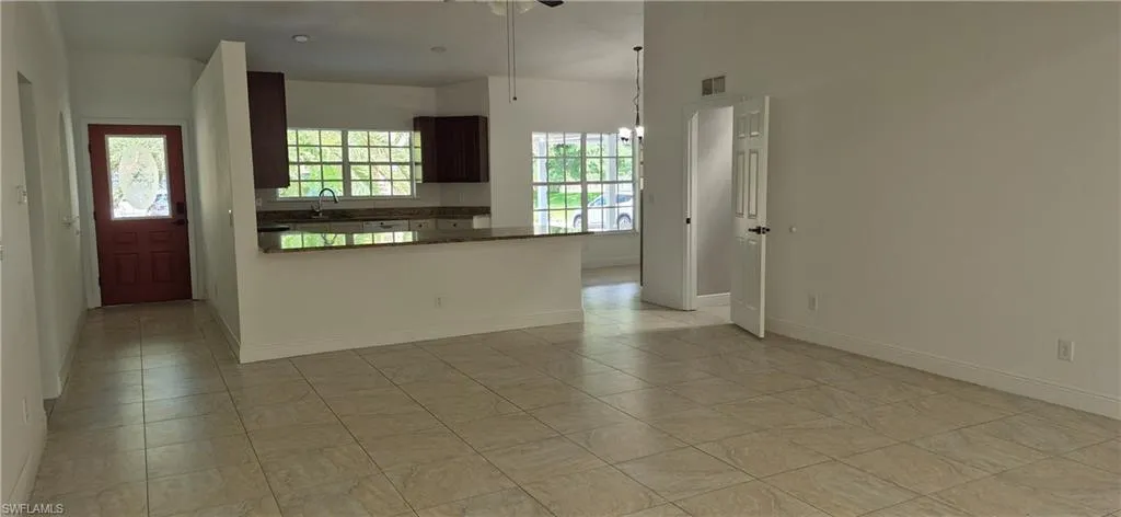 315 Cleveland Ave, Lehigh Acres, Florida 33936