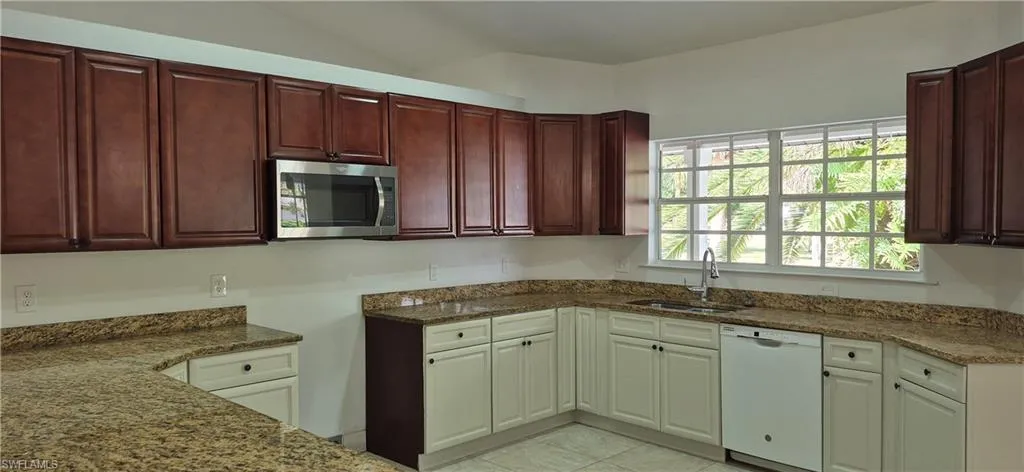 315 Cleveland Ave, Lehigh Acres, Florida 33936