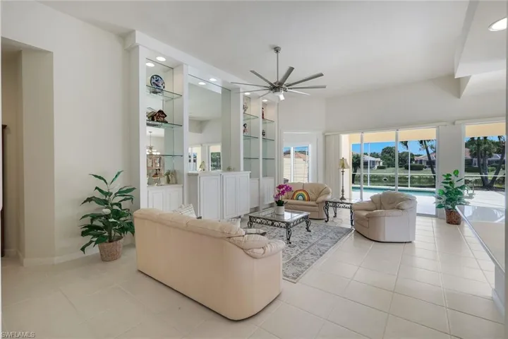 4024  Trinidad  WAY, Naples, FL 34119