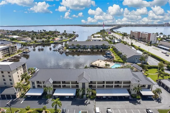 4719 Se 17th Pl 103, Cape Coral, Florida 33904
