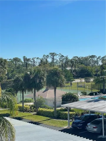 Just a few steps to Pool and Tennis