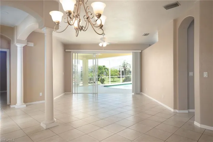 1721 SW 10th AVE, CAPE CORAL FL 33991