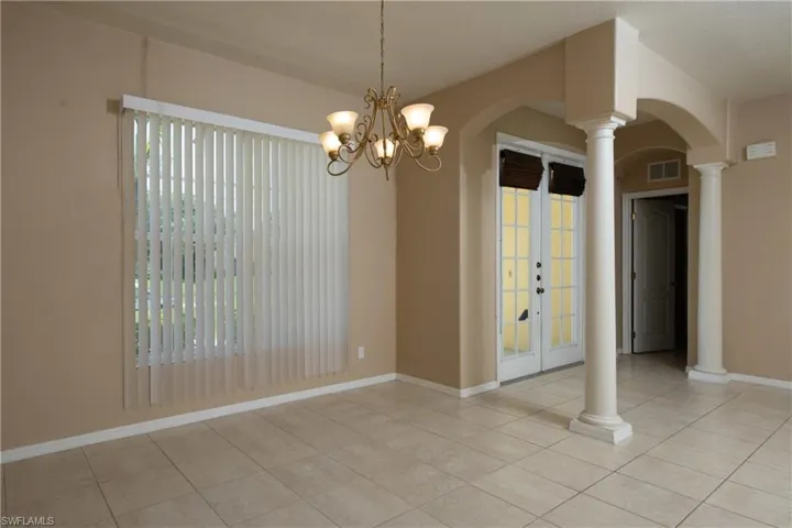 1721 SW 10th AVE, CAPE CORAL FL 33991