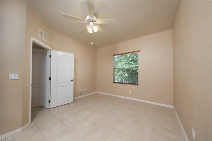1721 SW 10th AVE, CAPE CORAL FL 33991