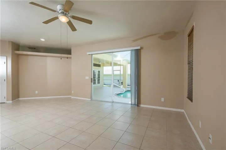 1721 SW 10th AVE, CAPE CORAL FL 33991