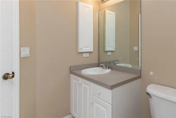 1721 SW 10th AVE, CAPE CORAL FL 33991