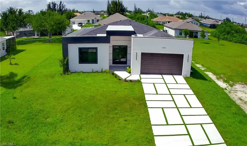 2441 Nw 8th Ter, Cape Coral, Florida 33993