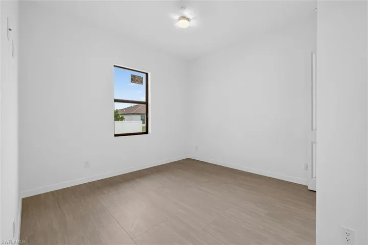 2441 Nw 8th Ter, Cape Coral, Florida 33993
