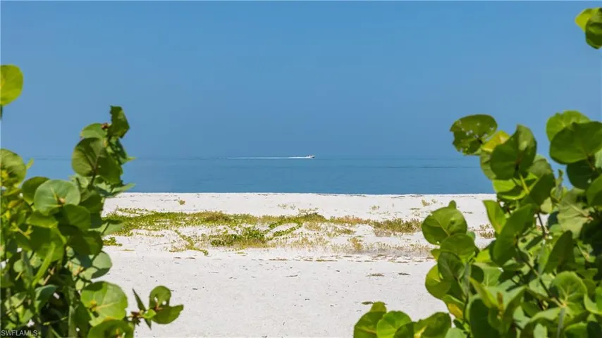 210 Mourning Dove DR, Upper Captiva FL 33924