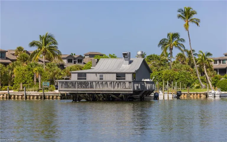 210 Mourning Dove DR, Upper Captiva FL 33924