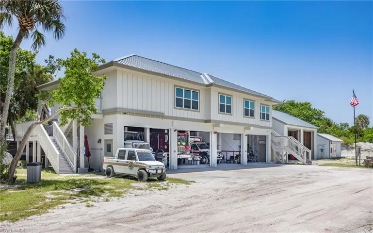 210 Mourning Dove DR, Upper Captiva FL 33924