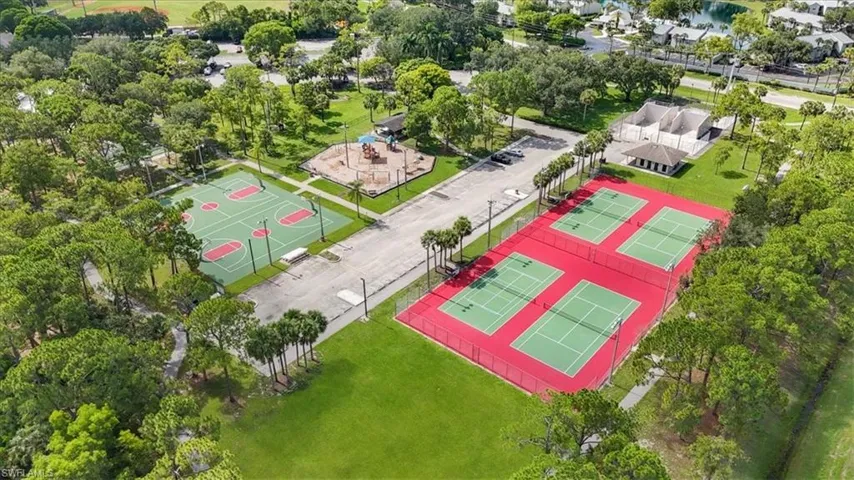 1535 Trafalgar Ln A, Naples, Florida 34116