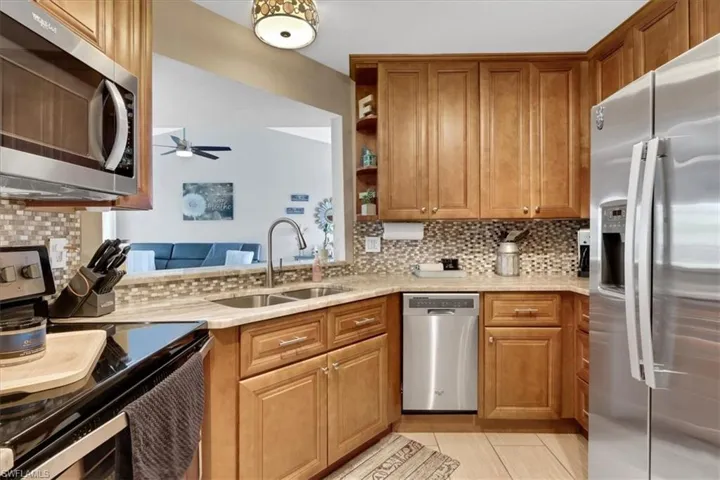 1535 Trafalgar Ln A, Naples, Florida 34116