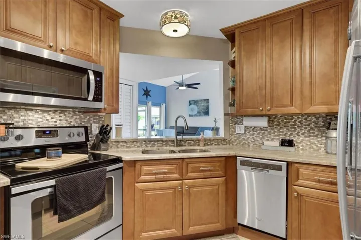 1535 Trafalgar Ln A, Naples, Florida 34116