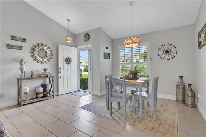 1535 Trafalgar Ln A, Naples, Florida 34116