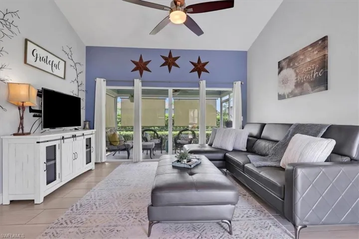 1535 Trafalgar Ln A, Naples, Florida 34116