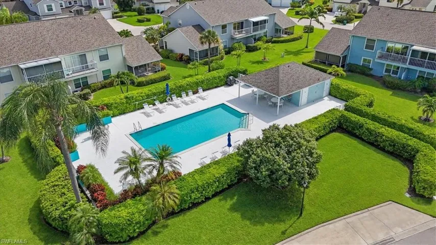 1535 Trafalgar Ln A, Naples, Florida 34116