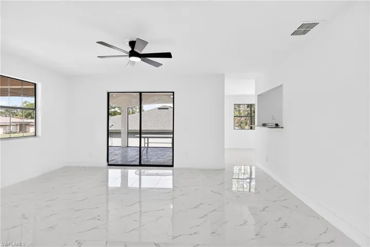 2912 15th St W, Lehigh Acres, Florida 33971