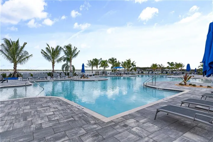 14385 Blue Bay CIR, FORT MYERS FL 33913