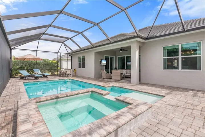 14385 Blue Bay CIR, FORT MYERS FL 33913