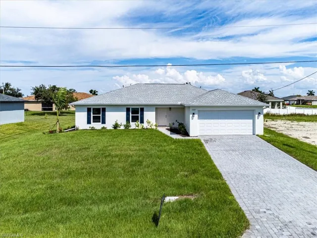 1705 NW 11th  PL, Cape Coral, FL 33993