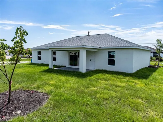 1705 NW 11th  PL, Cape Coral, FL 33993