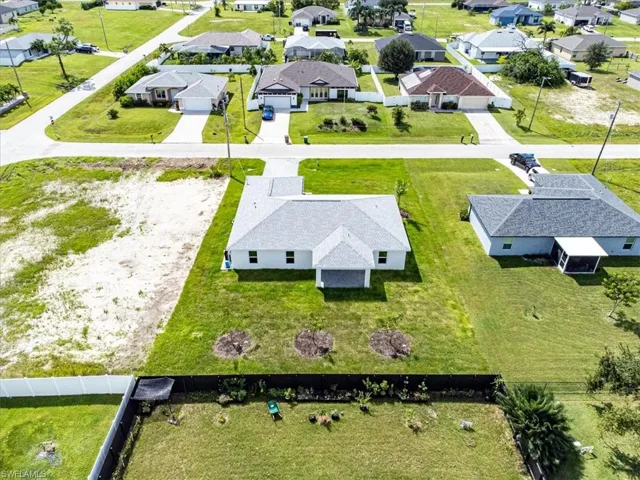 1705 NW 11th  PL, Cape Coral, FL 33993