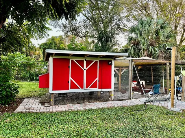 Bonus 2/1 Home Living & Dining View