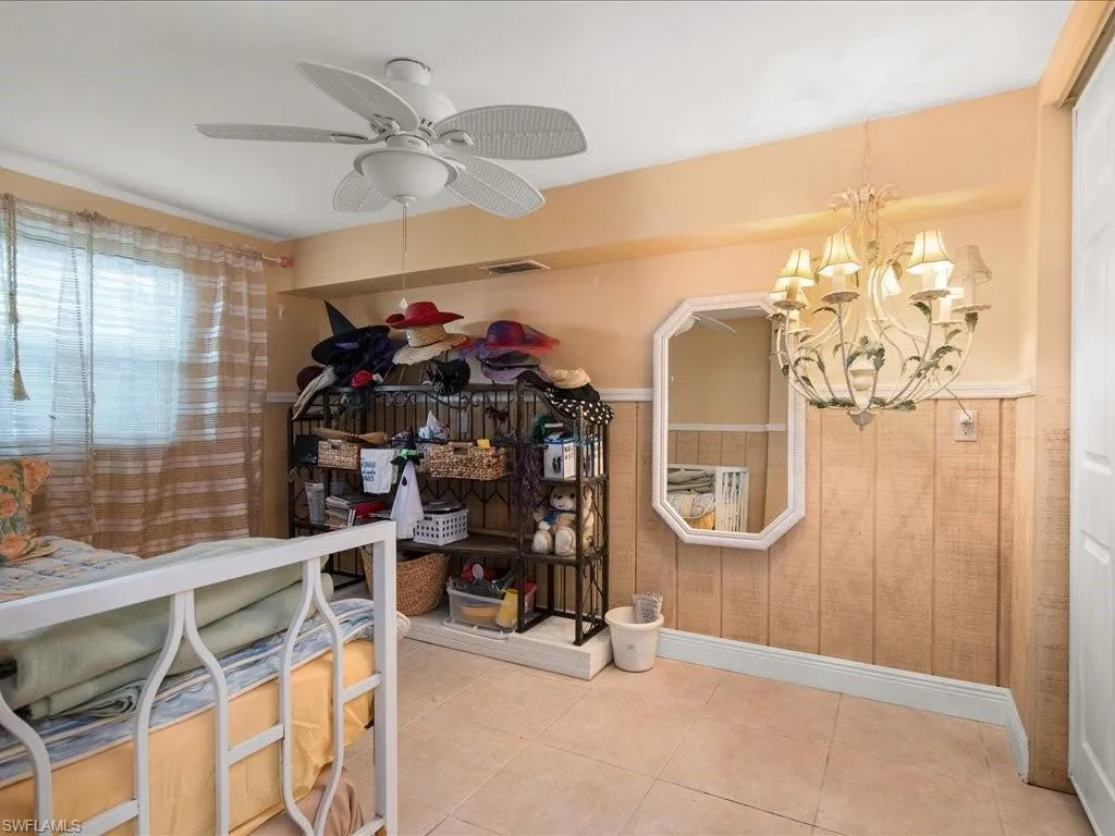 565 Coconut AVE, Goodland, FL 34140,224090555