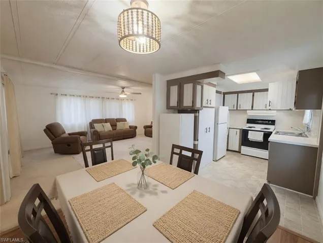 514  Blossom  CT, North Fort Myers, FL 33917