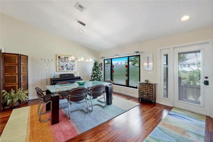 332  Flamingo  AVE, Naples, FL 34108