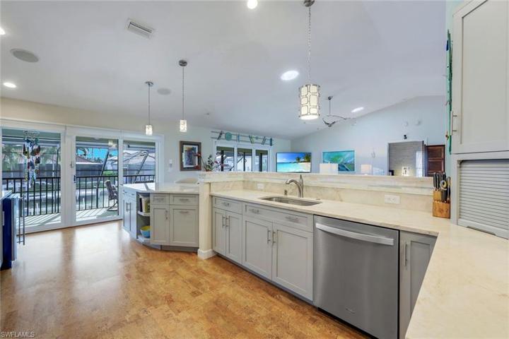 332  Flamingo  AVE, Naples, FL 34108