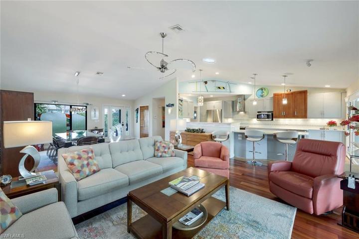 332  Flamingo  AVE, Naples, FL 34108