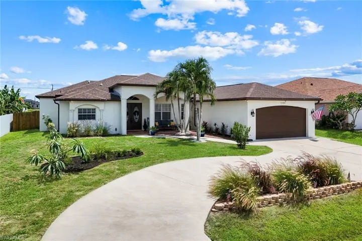 1130 Nw 14th Ter, Cape Coral, Florida 33993